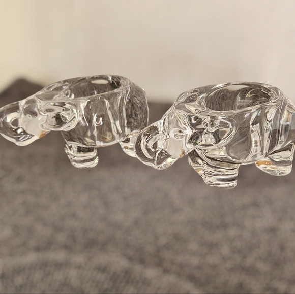 Other - Vintage Matching Pair of Elephant Form Heavy Art Glass Tea Light Candle Holders﻿